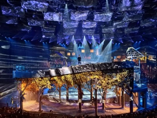 ͼΪ�����졤1949�����ա��糡 ��ͼ