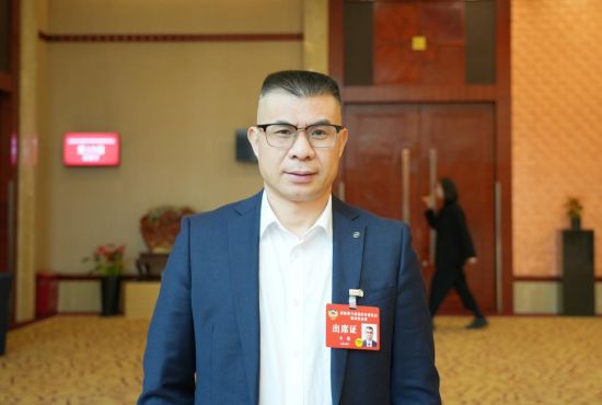 图为重庆市政协委员、重庆三峡学院校长李敬。马佳欣 摄 图为重庆市政协委员、重庆三峡学院校长李敬。马佳欣 摄