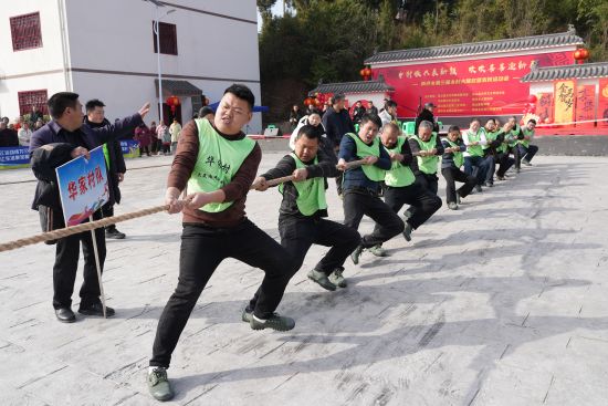 图为活动现场。巫山县两坪乡 供图 图为活动现场。巫山县两坪乡 供图