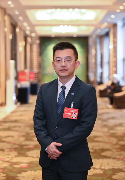 图为重庆市人大代表、海辰储能总裁王鹏程。海辰储能供图 图为重庆市人大代表、海辰储能总裁王鹏程。海辰储能供图