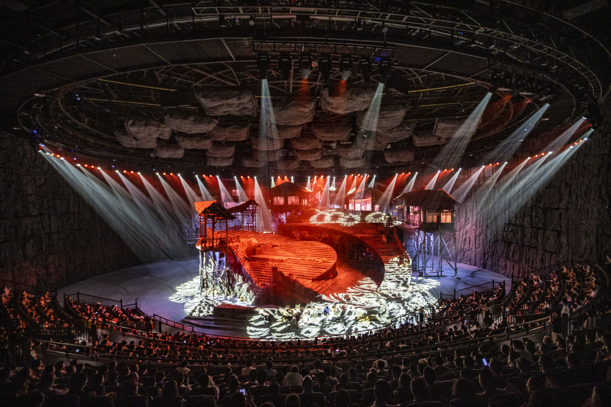 ͼΪ�����졤1949���ݳ���̨��ɳƺ�����Ļ�����ί��ͼ