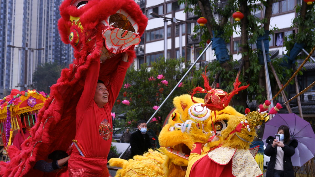 ͼΪ�����ڹ����´����ᣨ����ͼ����ɳƺ�����Ļ�����ί��ͼ