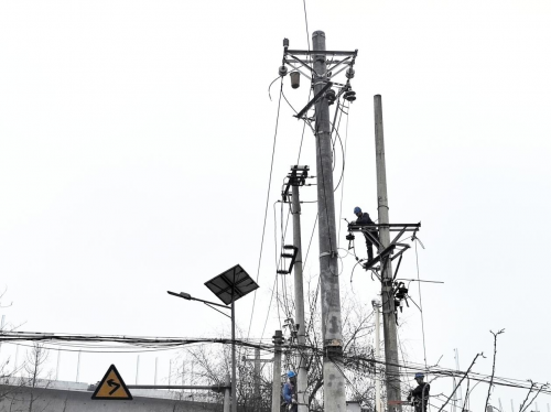 图为施工现场。国网重庆大足供电公司供图 图为施工现场。国网重庆大足供电公司供图