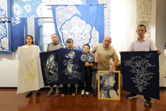 图为付贵作品展示。 图为付贵作品展示。