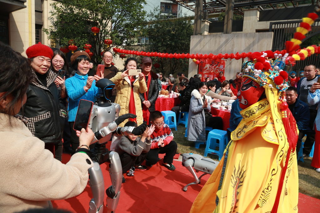 图为活动现场。沙坪坝区联芳街道香榭里社区供图 图为活动现场。沙坪坝区联芳街道香榭里社区供图