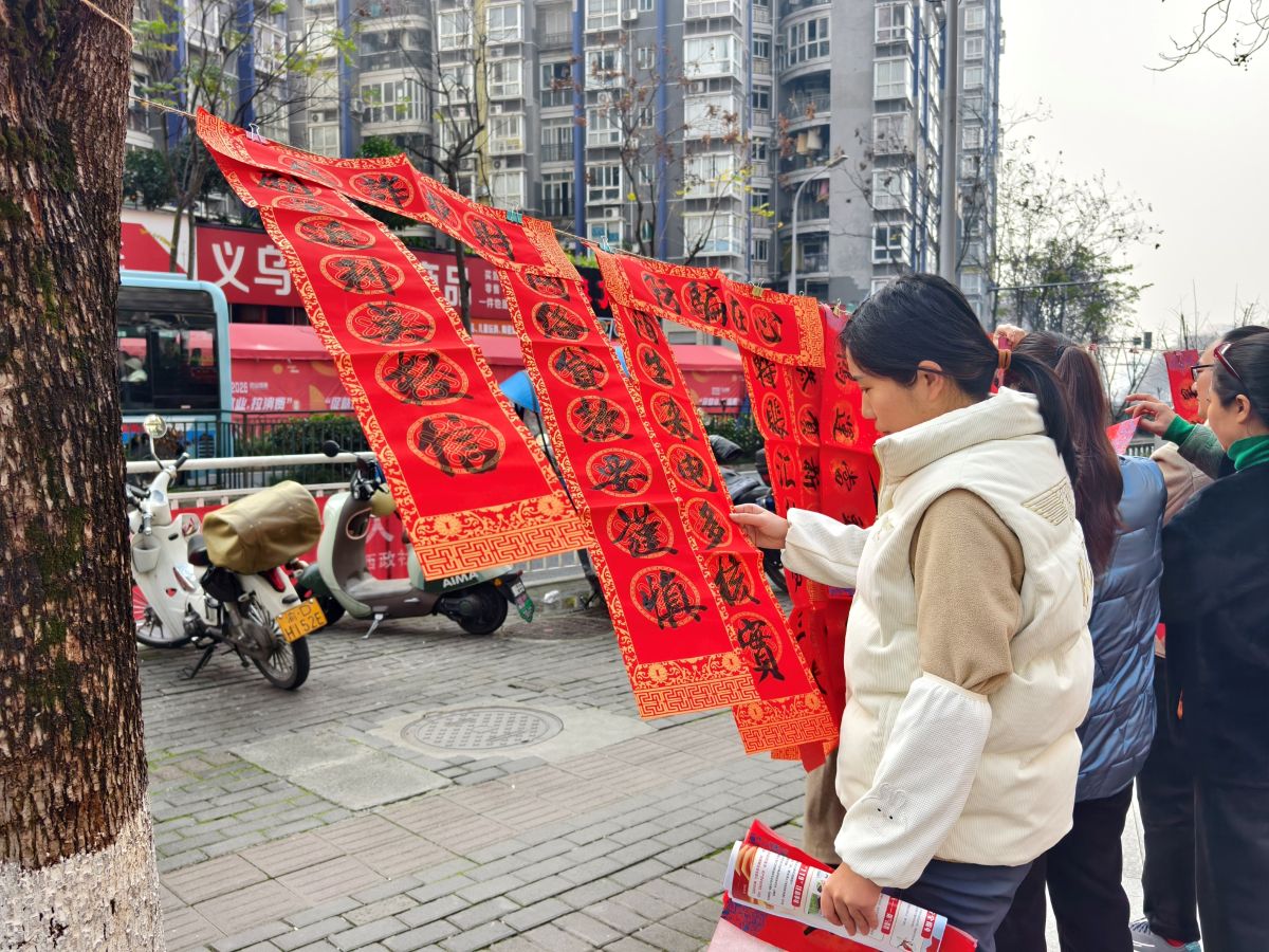 ͼΪ������������Ԣ�����õĴ���������췽��ͼ