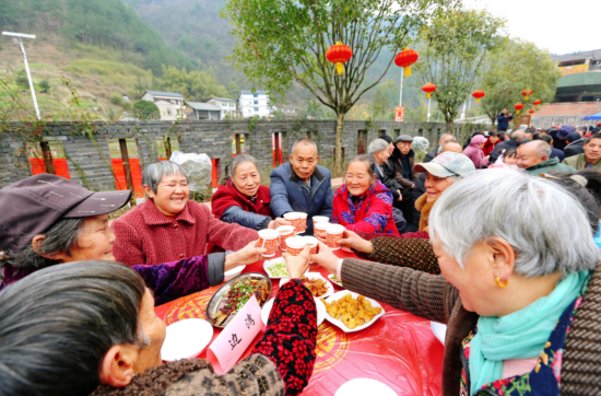 图为活动现场。王泸州 摄 图为活动现场。王泸州 摄