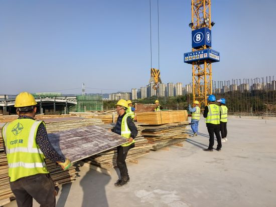 ͼΪ���ؽ����ֳ������콻ͨ��Ͷ���� ��ͼ