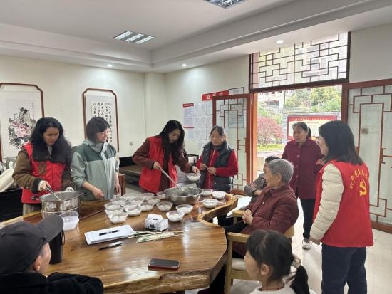 图为活动现场。龙兴镇 供图 图为活动现场。龙兴镇 供图