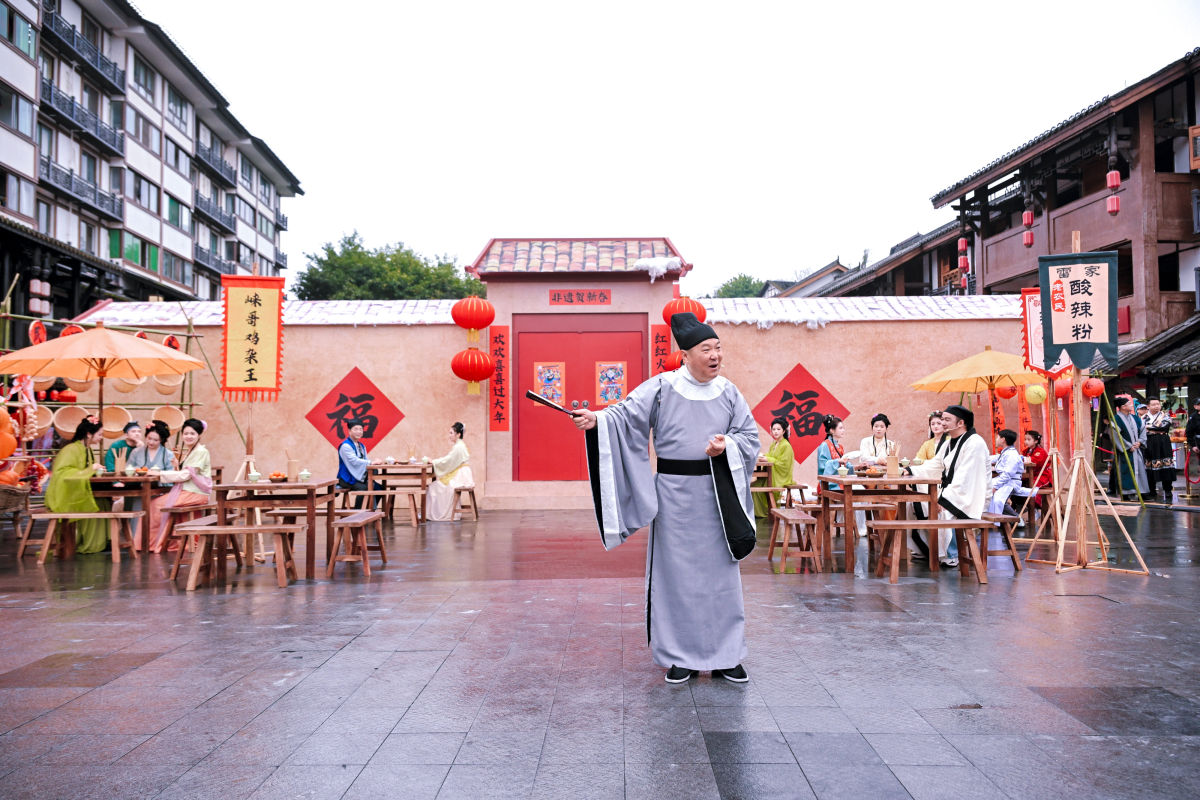 ͼΪ˵���˽���������¡��������Ļ������η�չίԱ�ṩͼ