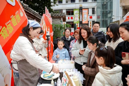 图为活动现场。活动举办方供图 图为活动现场。活动举办方供图