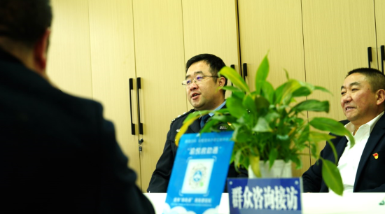 ͼΪ��̸�����ֳ����ϴ�������ͼ