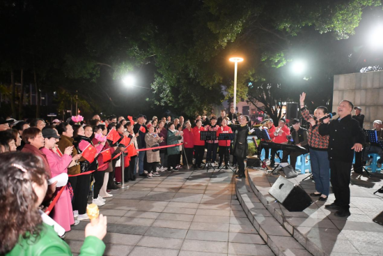 图为音乐会现场。陈鑫 摄 图为音乐会现场。陈鑫 摄