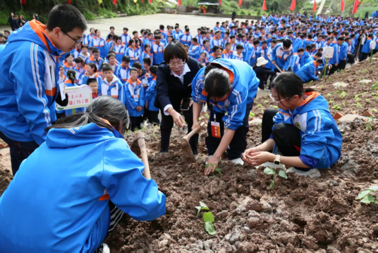 图为活动现场。忠县㽏井中学校 供图 图为活动现场。忠县㽏井中学校 供图