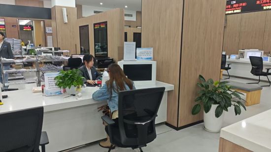 ͼΪ���������������������г���ܴ��ڡ����������г���ֹܾ�ͼ