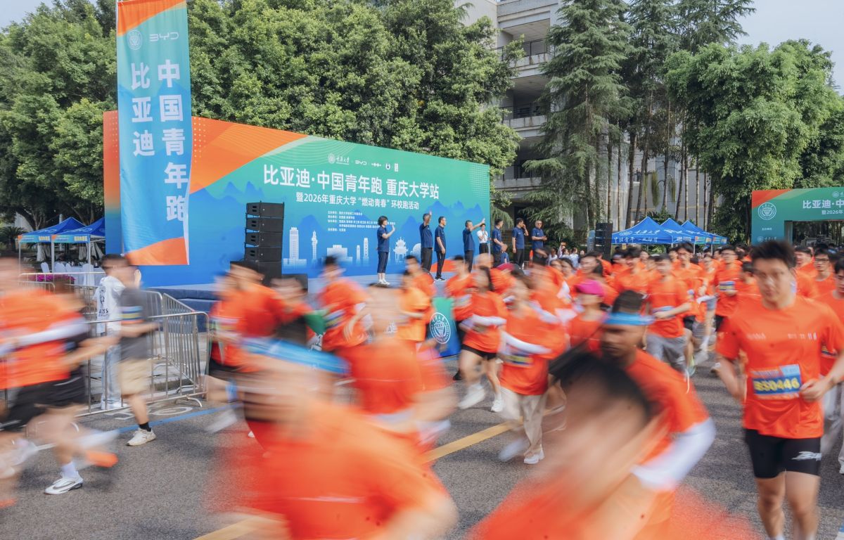 ͼΪ��ֳ������췽��ͼ