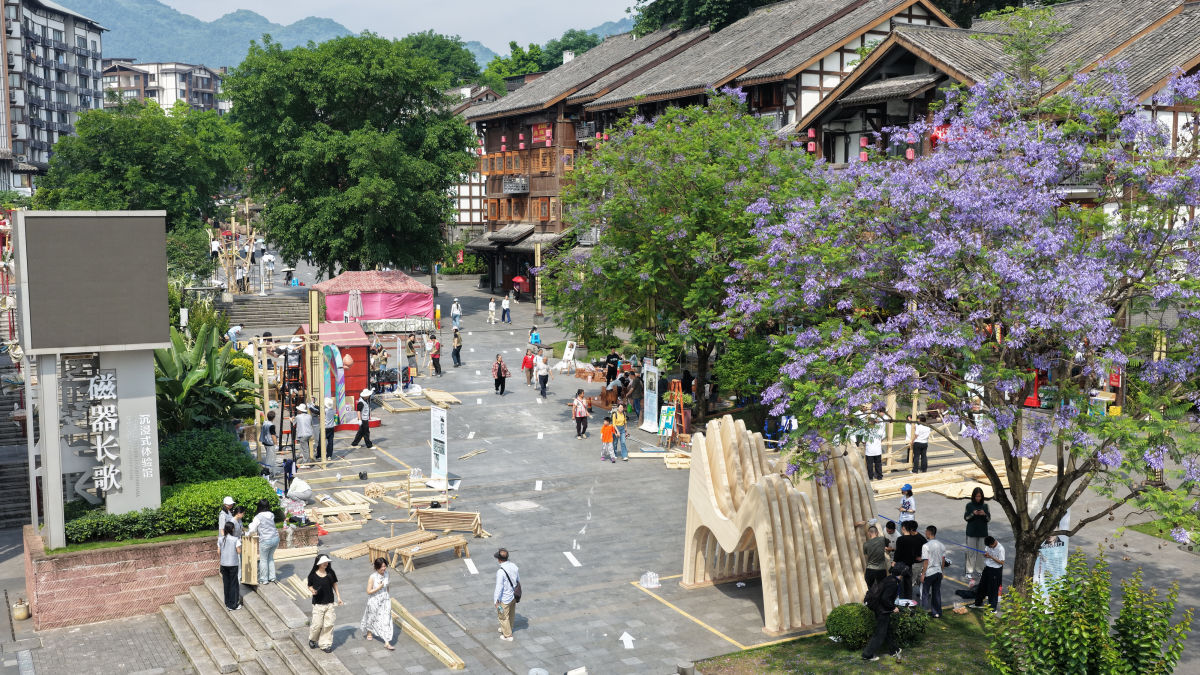 ͼΪ��ֳ������췽��ͼ