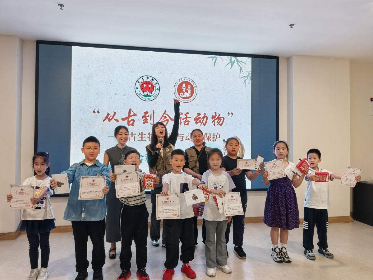 ͼΪ��ֳ������췽��ͼ