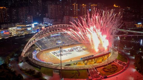 图为万州区第七届运动会开幕式现场。 黄建桦 摄 图为万州区第七届运动会开幕式现场。 黄建桦 摄