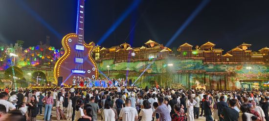 ͼΪ��ֳ������췽 ��ͼ