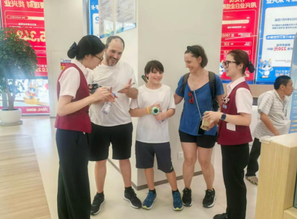 Ϊ�⼮�ο��ṩ�㳮�һ���·��ָ������ѯ���ȷ����ܷ��߹�ͼ