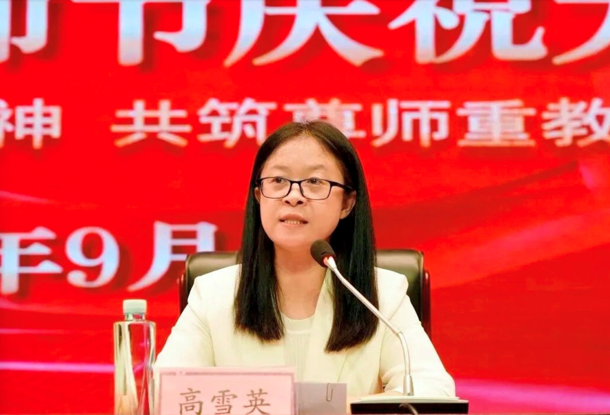 图为酉阳职教中心校党委副书记、校长高雪英讲话。酉阳职教中心供图 图为酉阳职教中心校党委副书记、校长高雪英讲话。酉阳职教中心供图