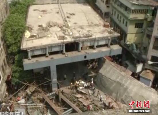 人口坍塌_拉脱维亚超市坍塌造成至少43人丧生(3)