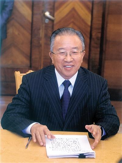 前国务委员戴秉国:退休第一天就把安眠药扔了