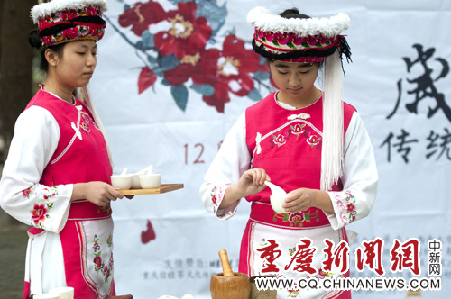 高校传统文化节开幕 趣味游戏夺眼球(图)--24