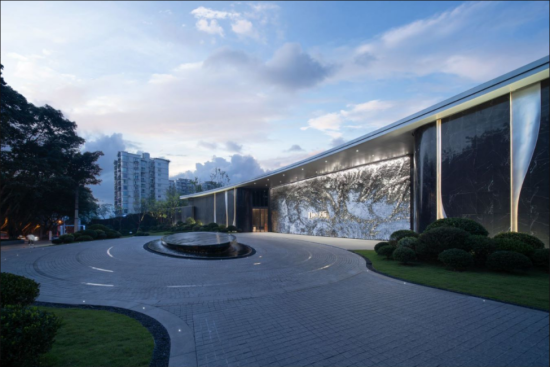 图为新希望·D10天际示范区实景。新希望 供图 图为新希望·D10天际示范区实景。新希望 供图