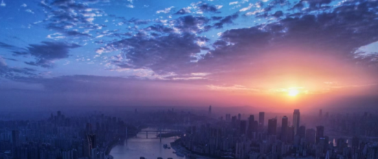 图为落日余晖扮靓中心城区。张质 摄 图为落日余晖扮靓中心城区。张质 摄
