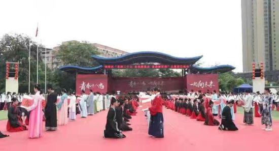 图为活动现场。濮加红 摄 图为活动现场。濮加红 摄