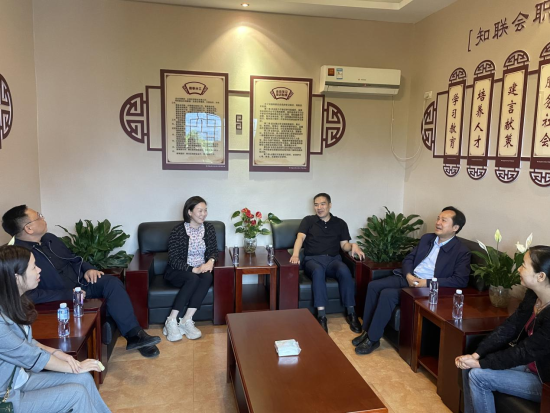 图为开州区委统战部部长李长富带队走访调研区知联会。开州区委统战部供图 图为开州区委统战部部长李长富带队走访调研区知联会。开州区委统战部供图