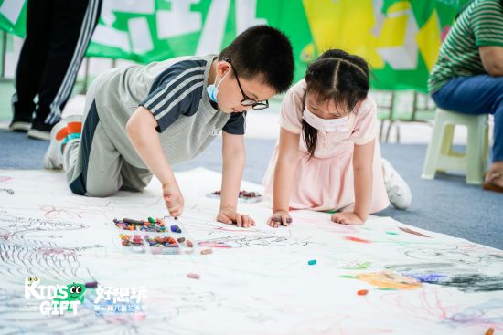 图为活动现场的互动艺术装置。主办方供图 图为活动现场的互动艺术装置。主办方供图