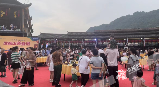 胡君寒 摄 胡君寒 摄