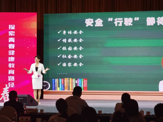 图为比赛现场。王语 摄 图为比赛现场。王语 摄