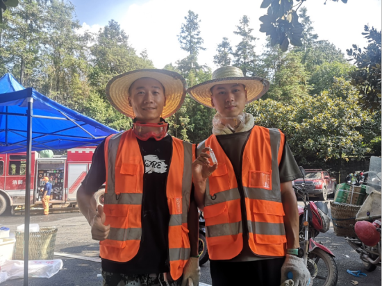 ͼΪ��ʦ���ٷ�(��)�����ȸ�(��)һ�����֧Ԯ�� �ܷ��߹�ͼ