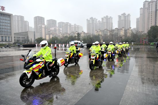 荣昌渝警骁骑队伍。荣昌区公安局供图 荣昌渝警骁骑队伍。荣昌区公安局供图