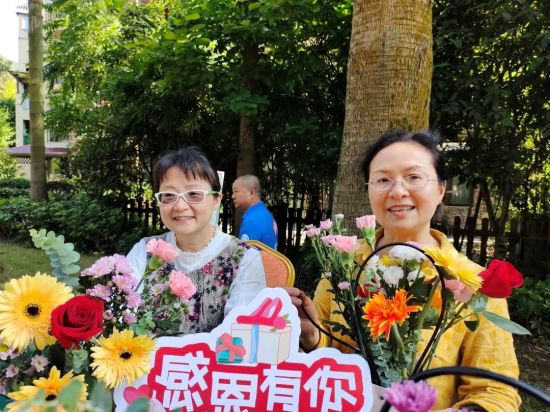 图为母亲节活动现场。碧桂园供图 图为母亲节活动现场。碧桂园供图