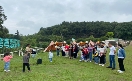 图为露营出游活动现场。碧桂园供图 图为露营出游活动现场。碧桂园供图