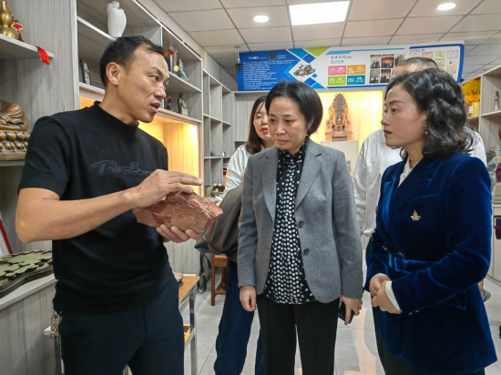 ͼΪ�񽨴�����ί���߷�����������д�������ʯ�������ݡ� л�� ��