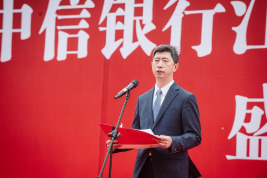 ��������������е�ίίԱ�����г������´� ��������������й�ͼ