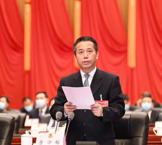 1月15日下午,新当选的重庆市政协主席唐方裕讲话.记者 熊明 摄