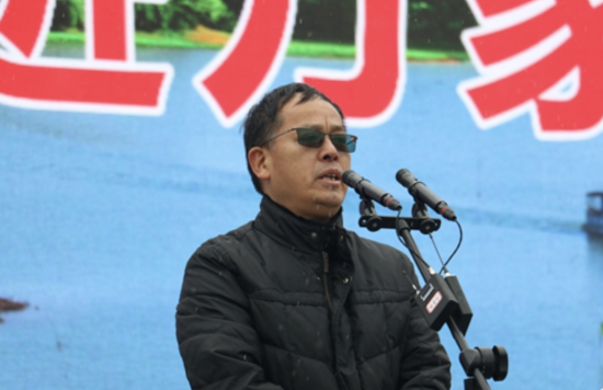 艺术家代表张涌发言 艺术家代表张涌发言