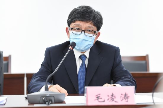 ͼΪ�����������������������ظ�����ë���Ρ������� ��