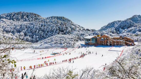 图为金佛山滑雪场。南川区文化和旅游发展委员会供图 图为金佛山滑雪场。南川区文化和旅游发展委员会供图