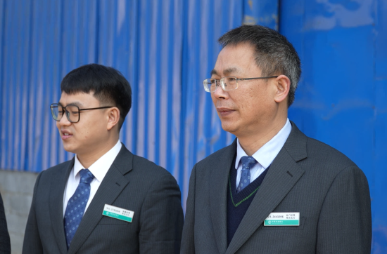 ͼΪũ��������ɽ֧��Ա���߷��ֳ��� ũ�������з��й�ͼ