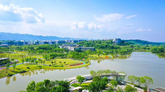 图为两江协同创新区。 蓝天 摄 图为两江协同创新区。 蓝天 摄