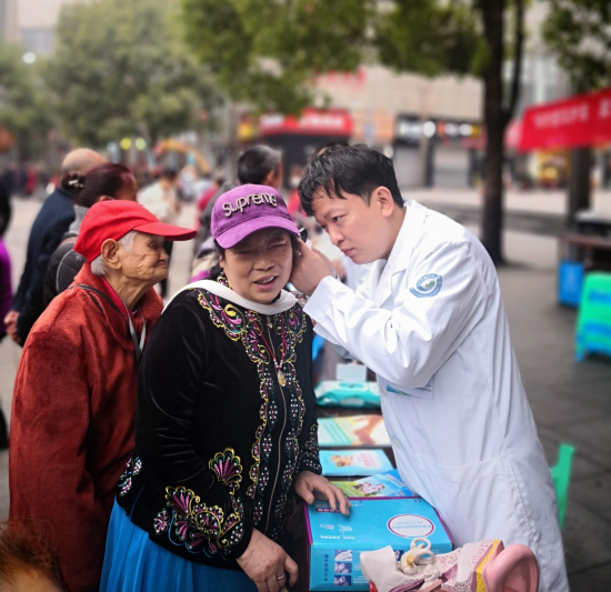 ͼΪ�񽨻�Ա����ҽ��ר��ΪȺ����� �ɽ��ίͳս����ͼ