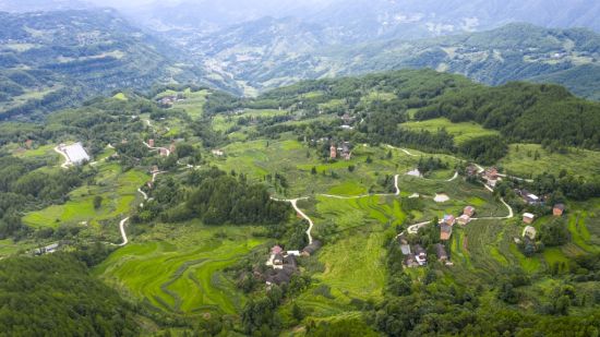 图为万州区恒合土家族乡五星村。 重庆市住房城乡建委供图 图为万州区恒合土家族乡五星村。 重庆市住房城乡建委供图